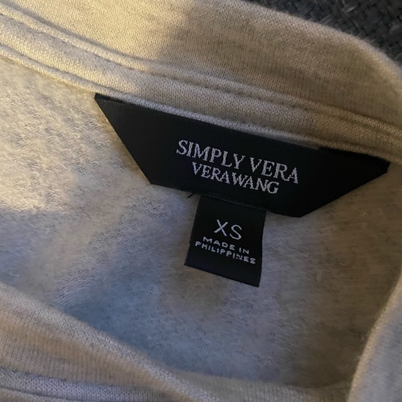 crewneck - Picture 3 of 4